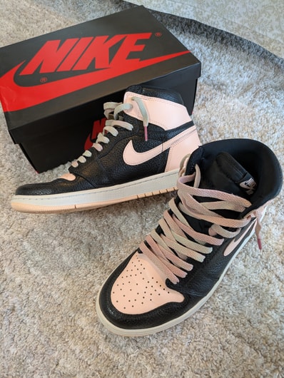 Nike Air Jordan 1 Retro High OG "Crimson Tint"