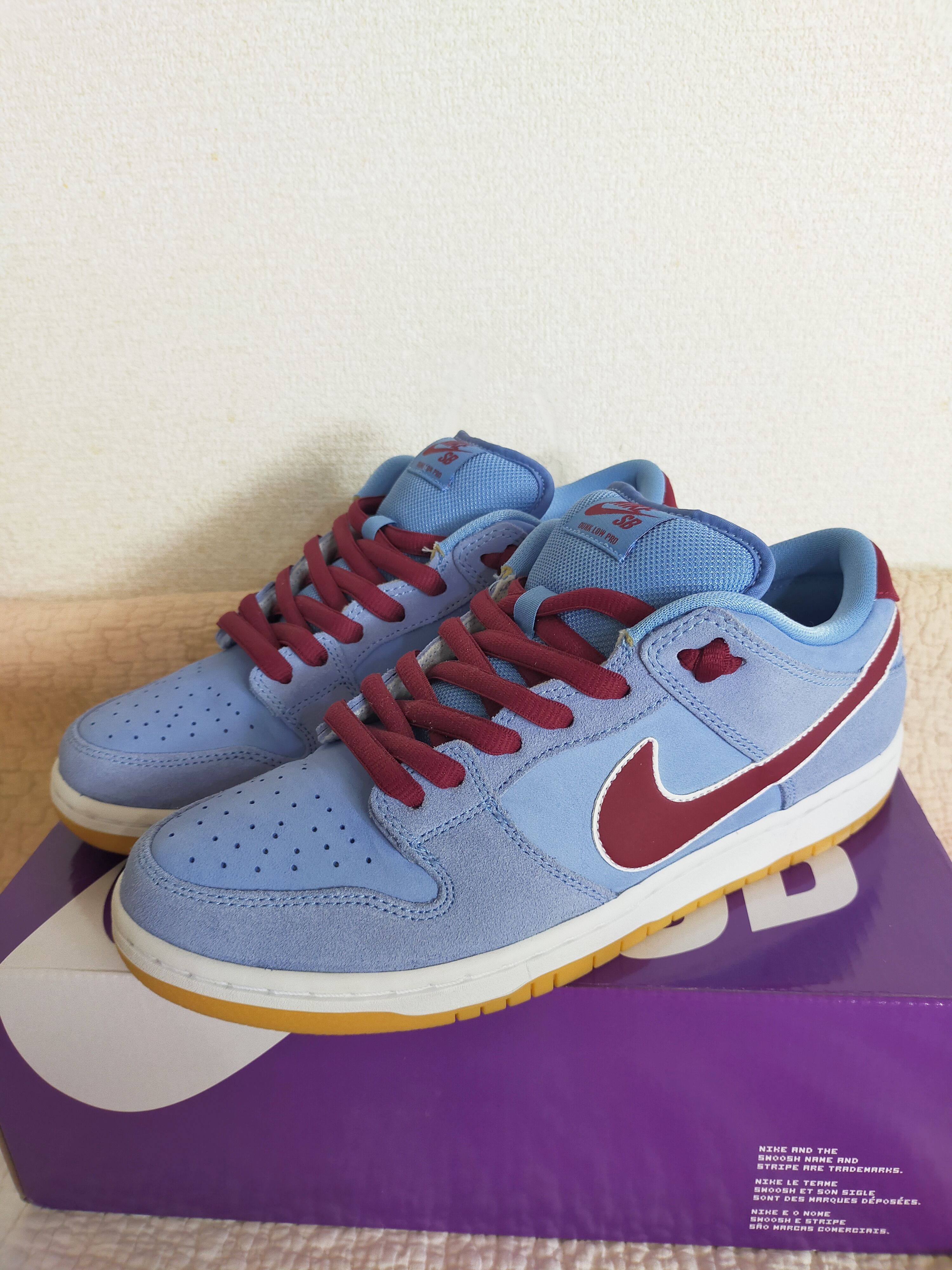 Nike SB Dunk Low Pro "Philadelphia Phillies/Valor Blue and Team Maroon"