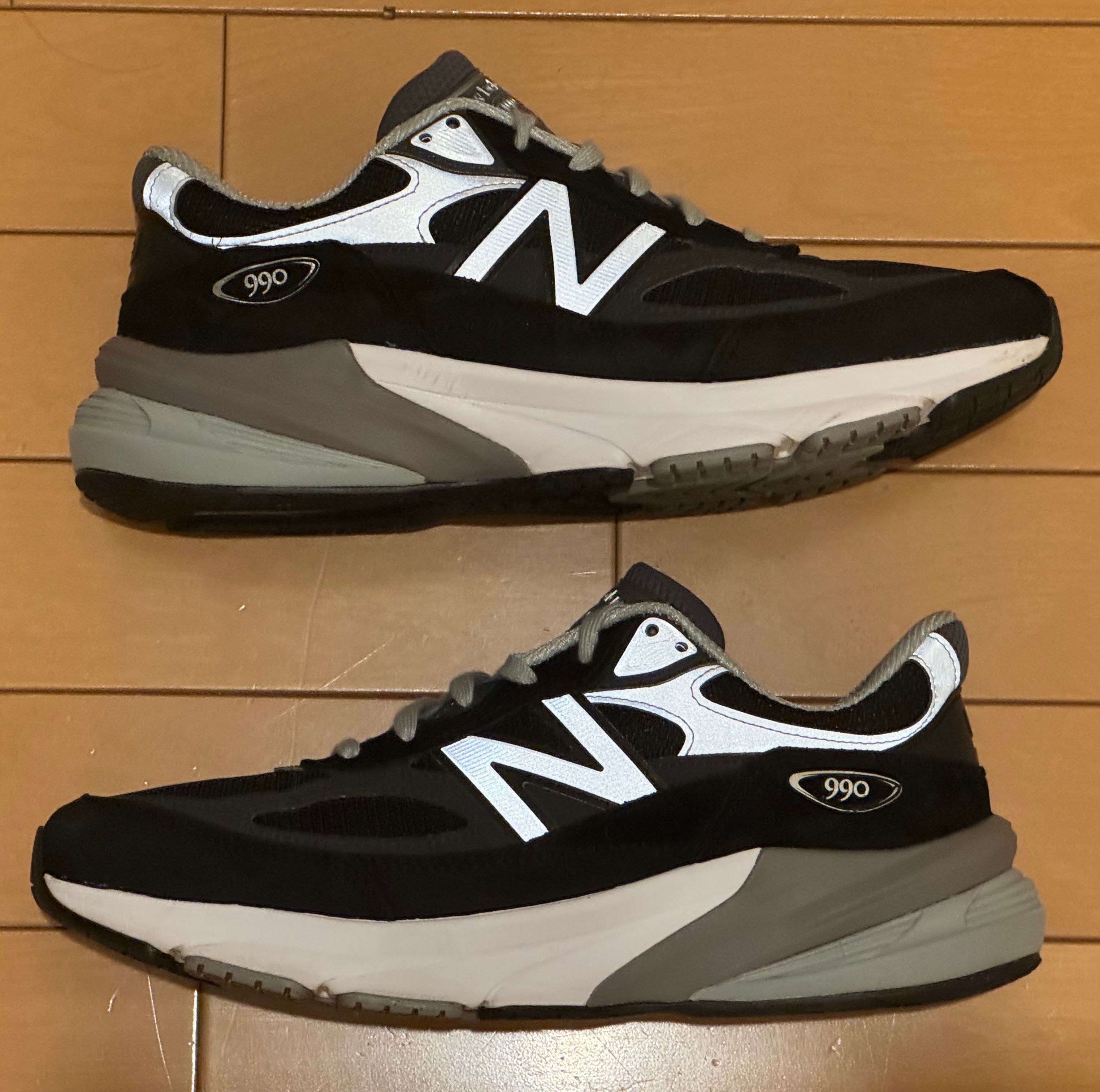 New Balance 990V6 "Black" (Heel NB Logo)