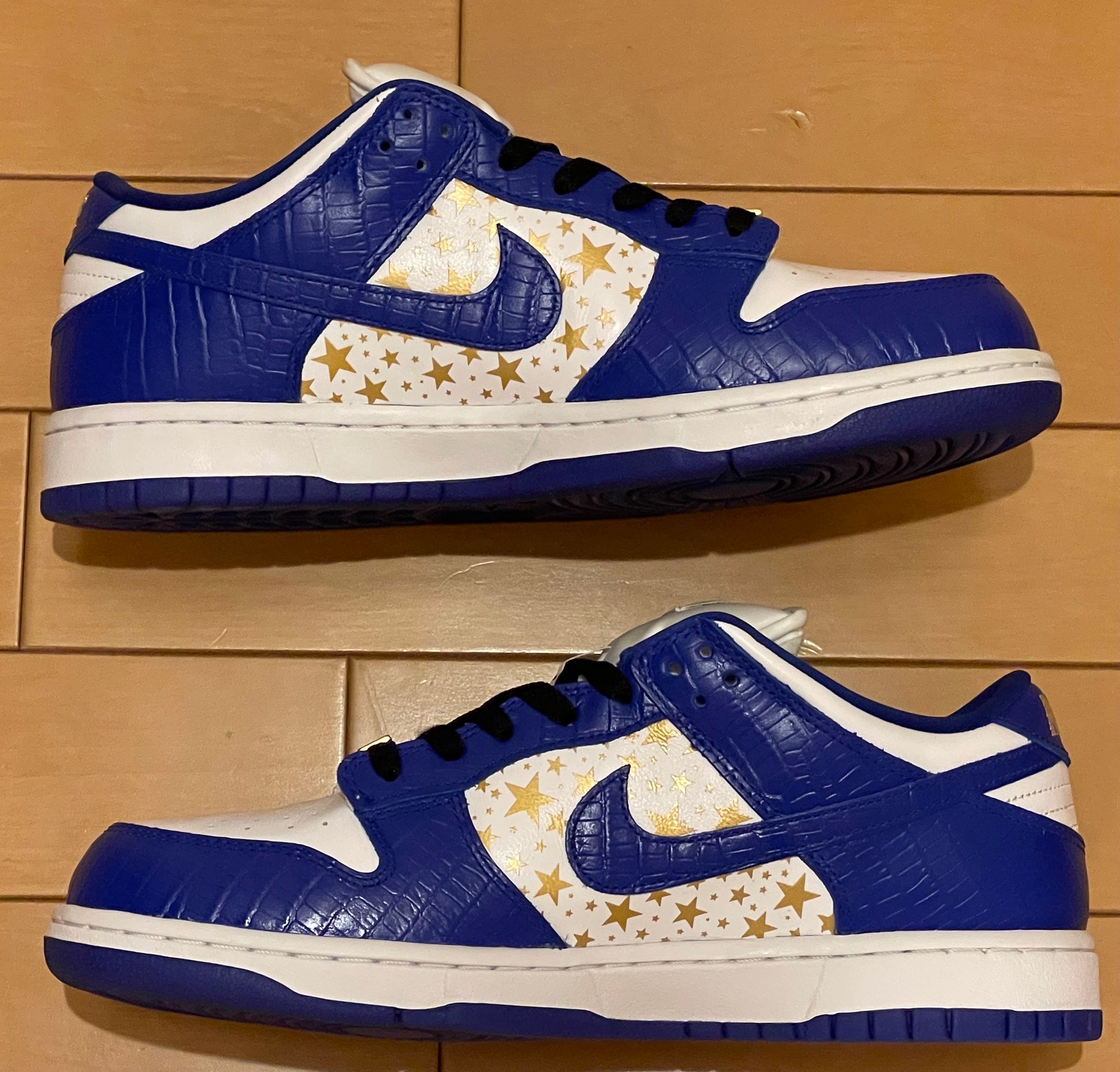 Supreme × Nike SB Dunk Low OG QS Gold Stars "White/Hyper Blue"
