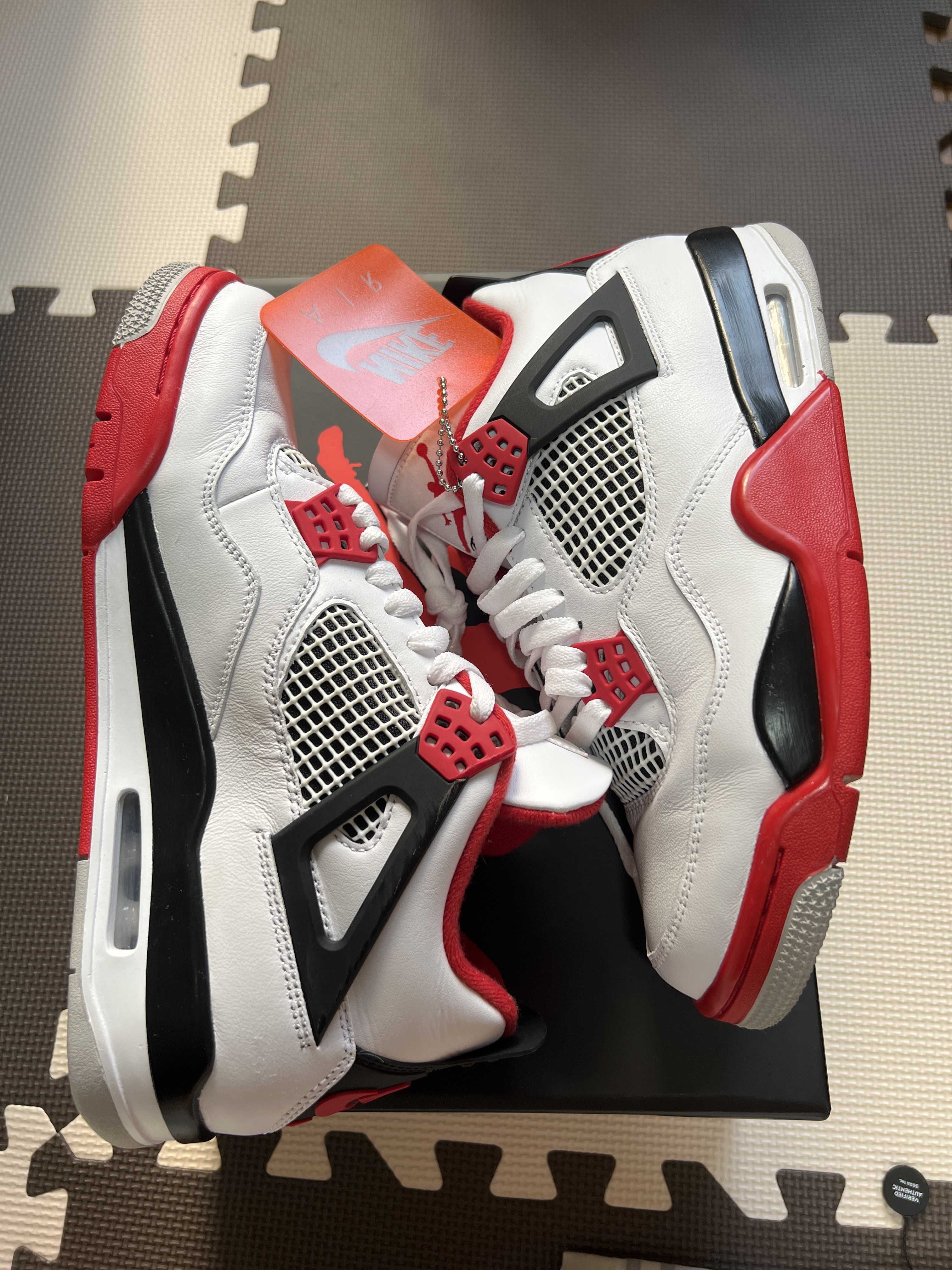 Nike Air Jordan 4 Retro OG "Fire Red" (2020)