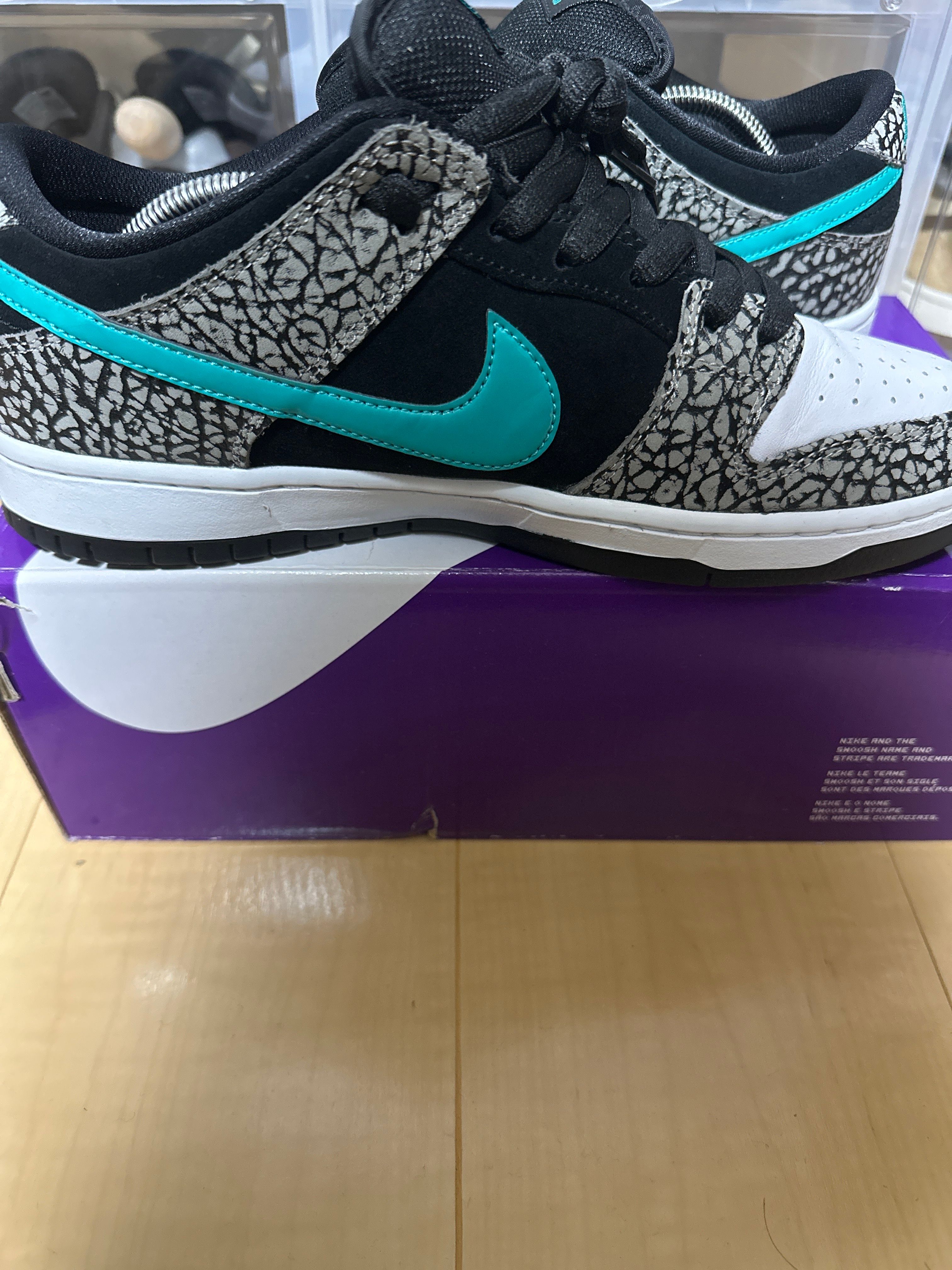 Nike SB Dunk Low "Elephant/Safari"