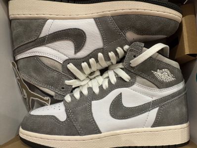 Nike GS Air Jordan 1 Retro High OG "Black and Smoke Grey"