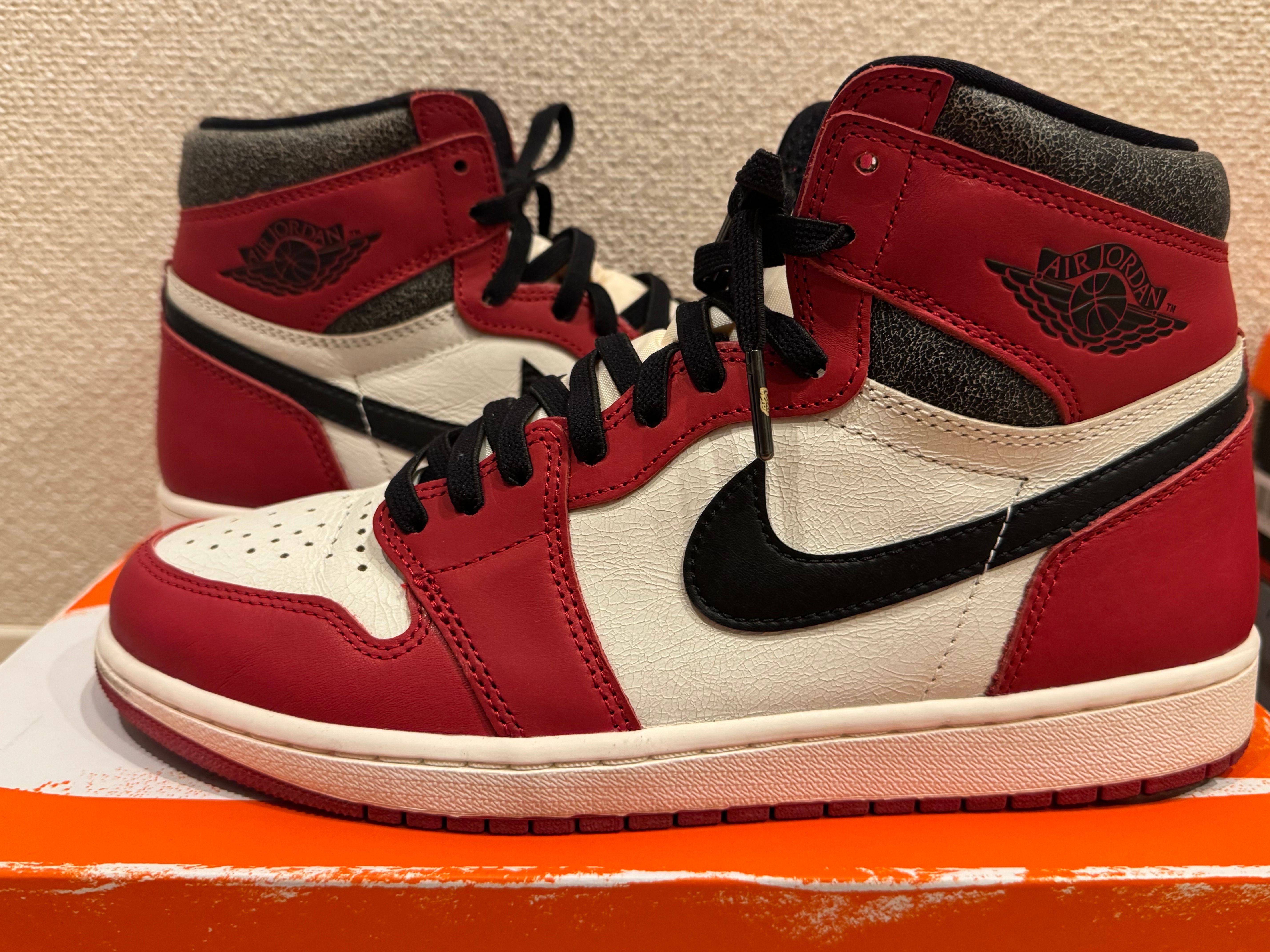 Nike Air Jordan 1 High OG "Lost & Found/Chicago"