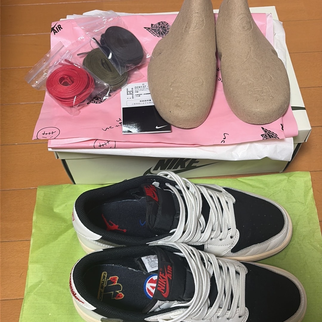 Travis Scott × Nike Women's Air Jordan 1 Low OG "Medium Olive"
