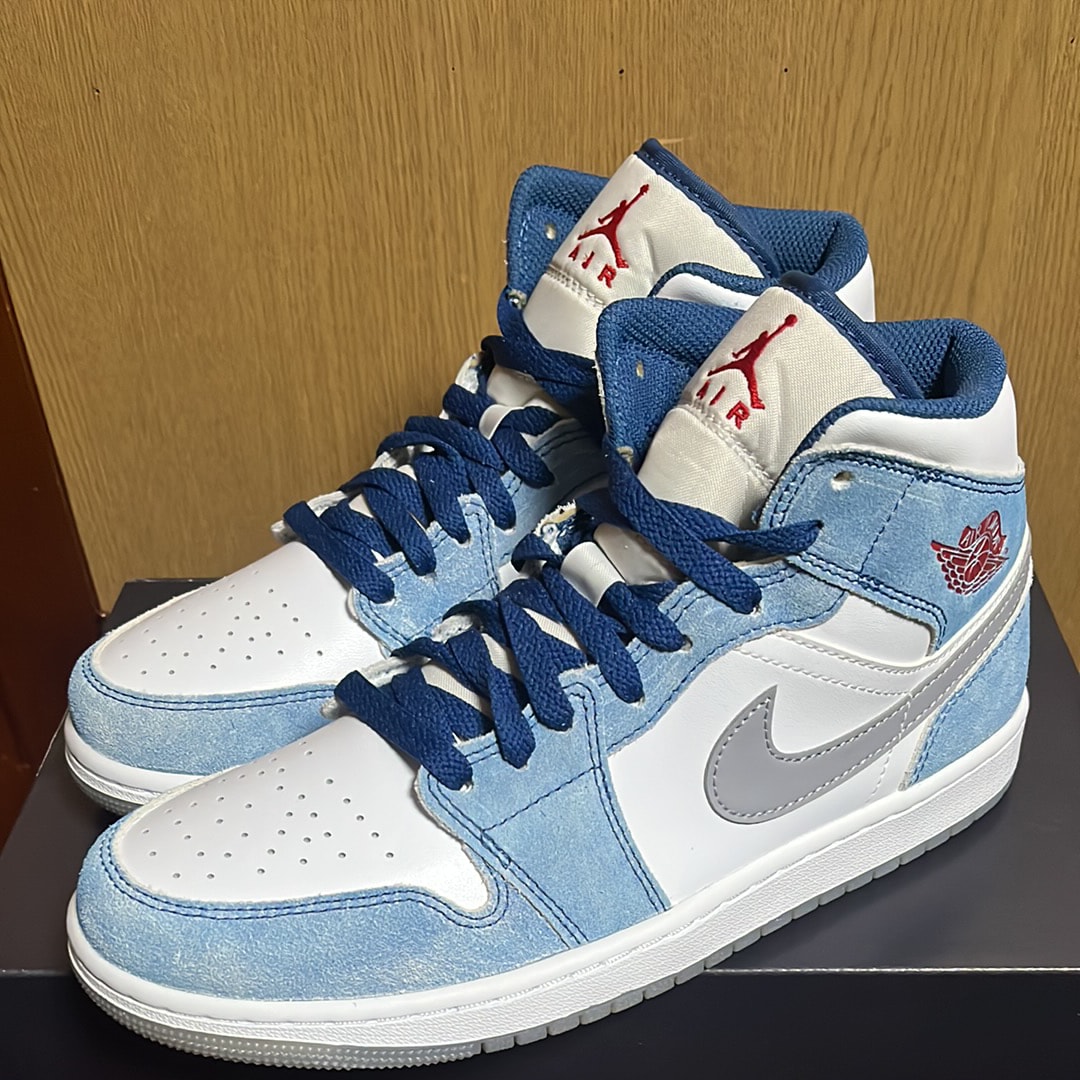 Nike Air Jordan 1 Mid SE 