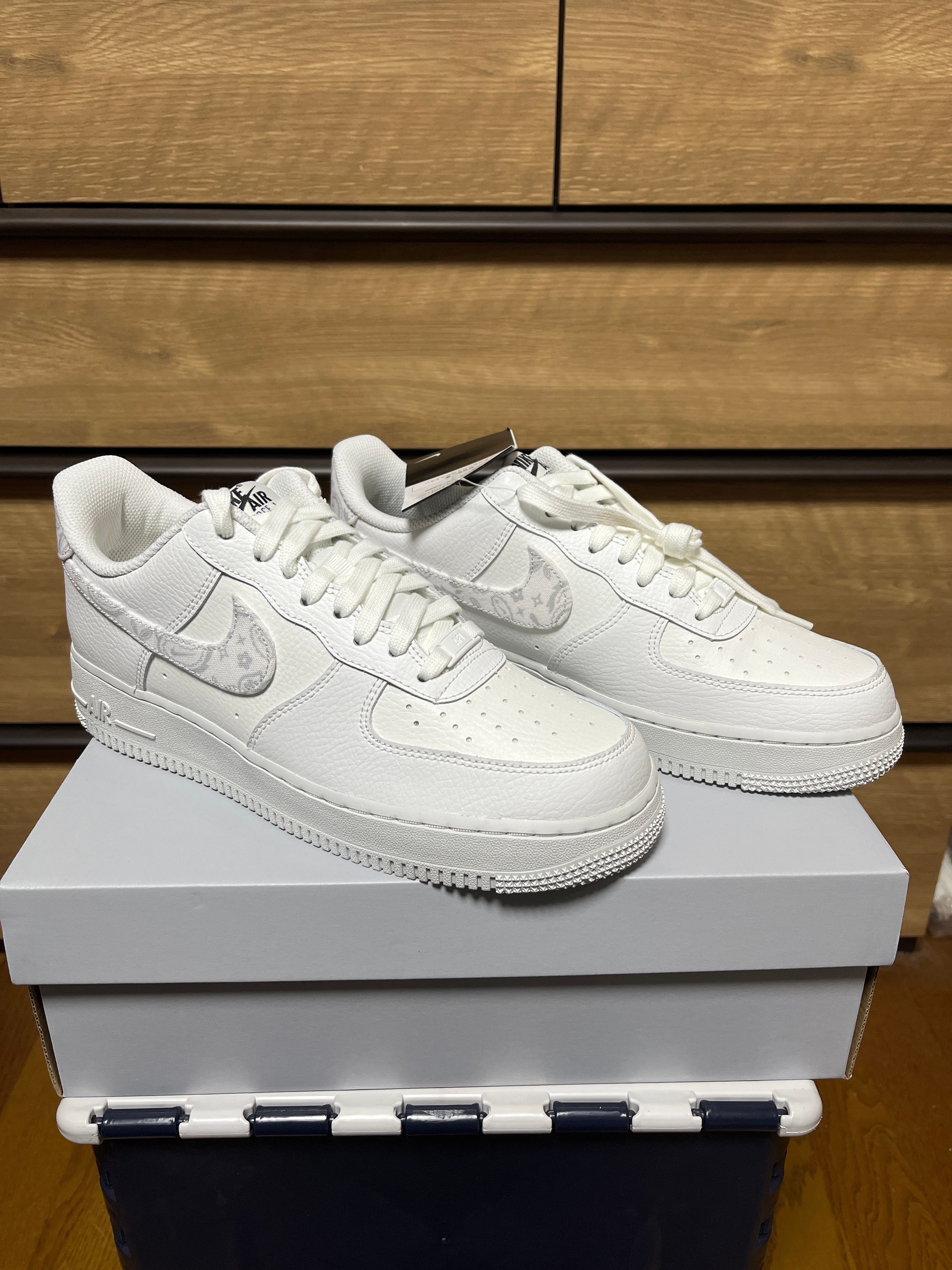 Nike Women's Air Force 1 Low '07 Essential "White Paisley"