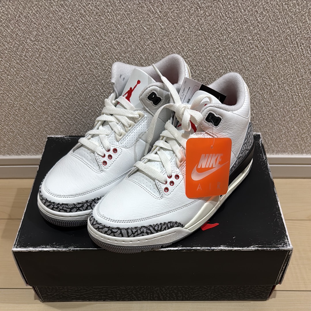 ナイキ エアジョーダン3 レトロ "ホワイトセメント リイマジンド"