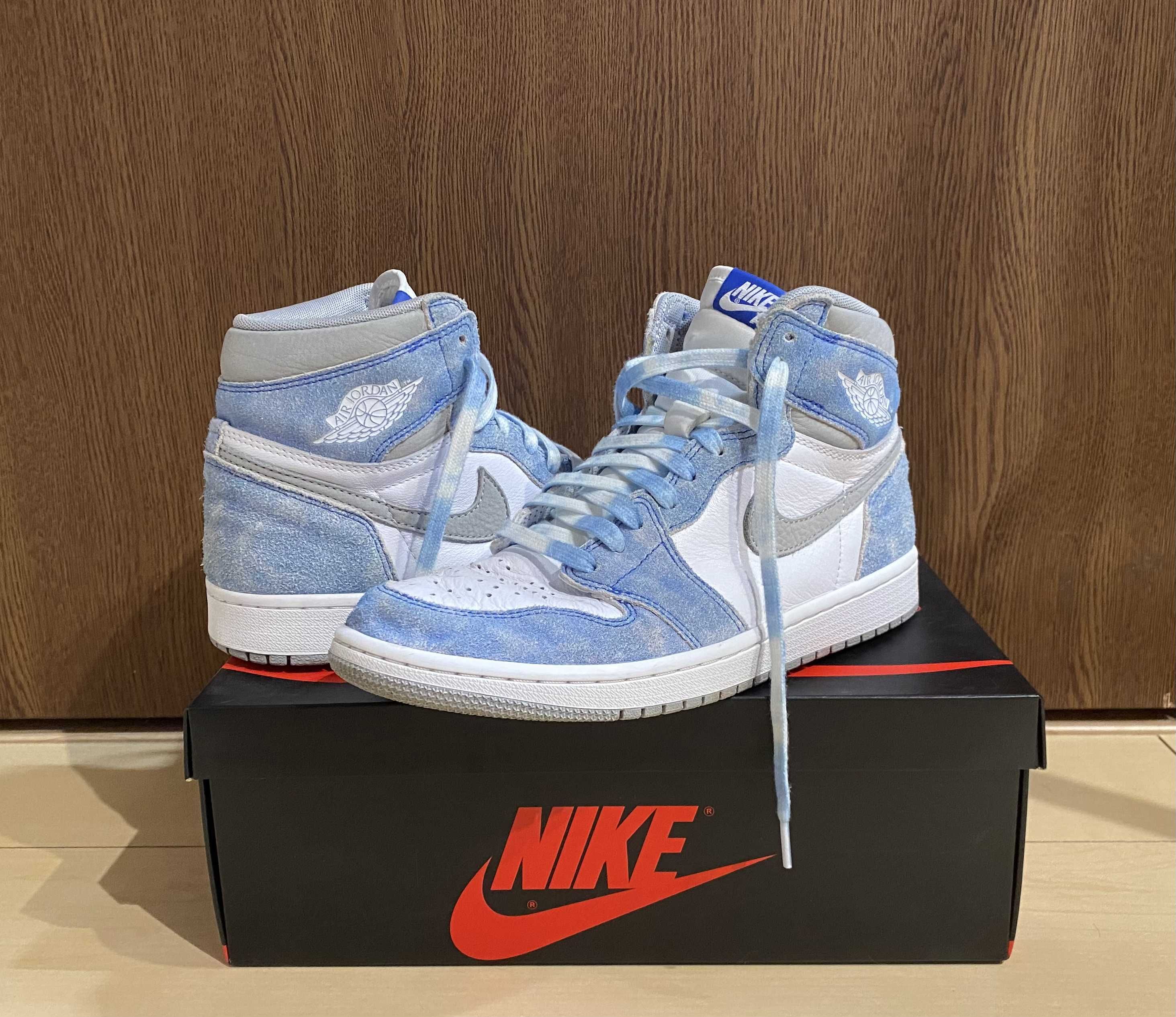 Nike Air Jordan 1 High OG "Hyper Royal"