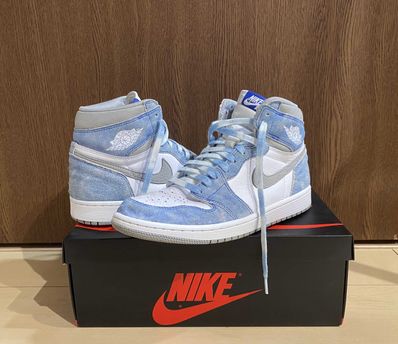 Nike Air Jordan 1 High OG "Hyper Royal"