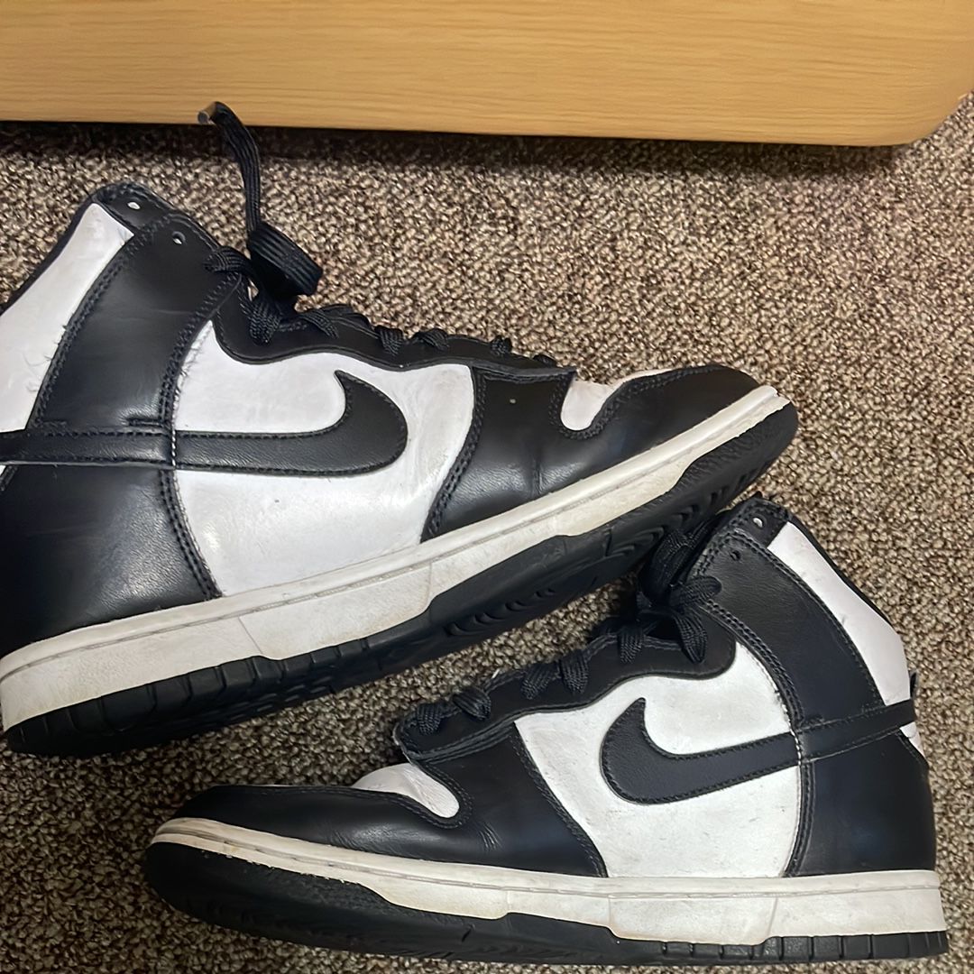 Nike Dunk High "Black and White"