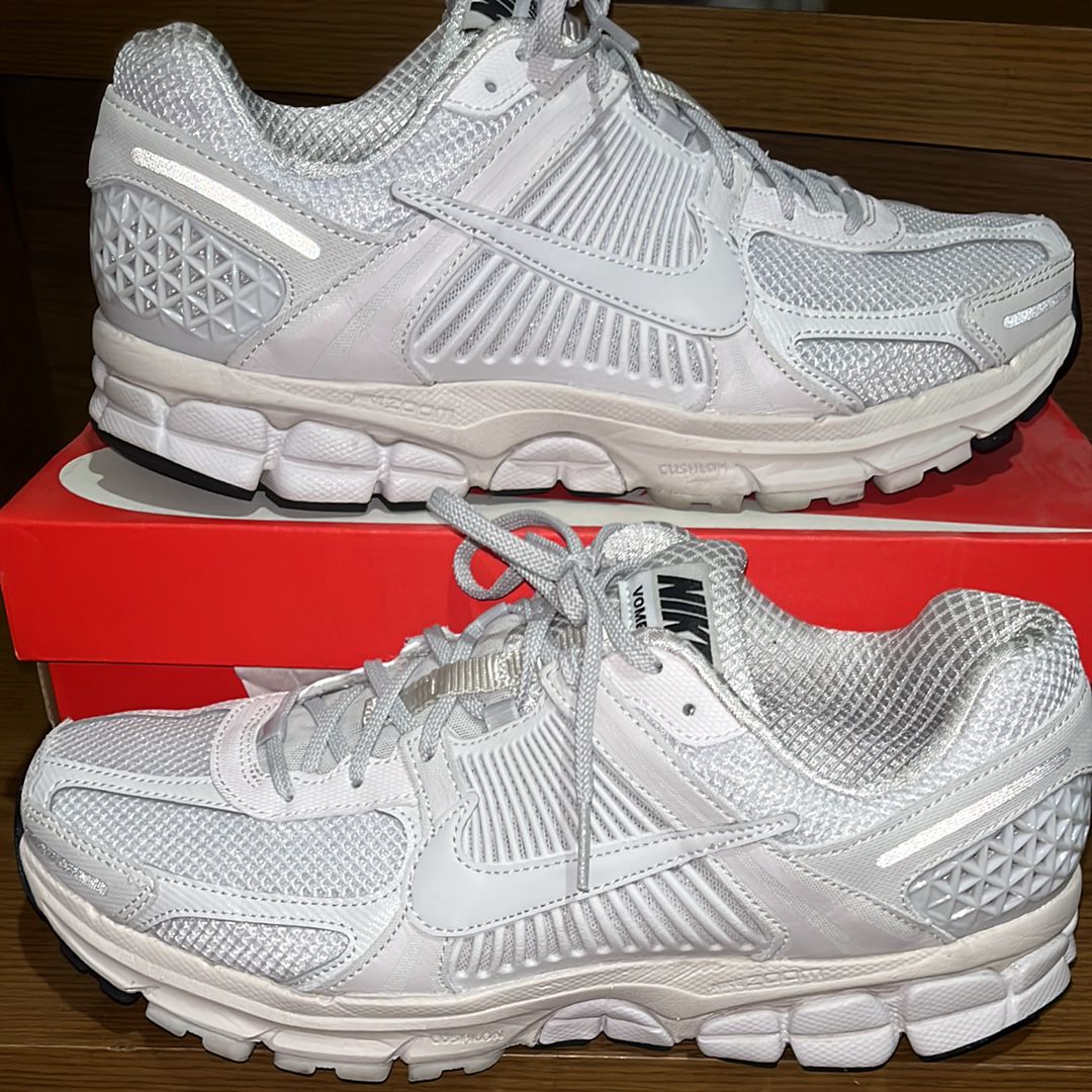 Nike Zoom Vomero 5 "Vast Grey"