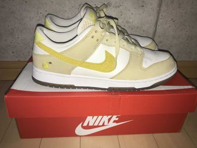 NIKE Women's DUNK LOW "LEMON DROP"
