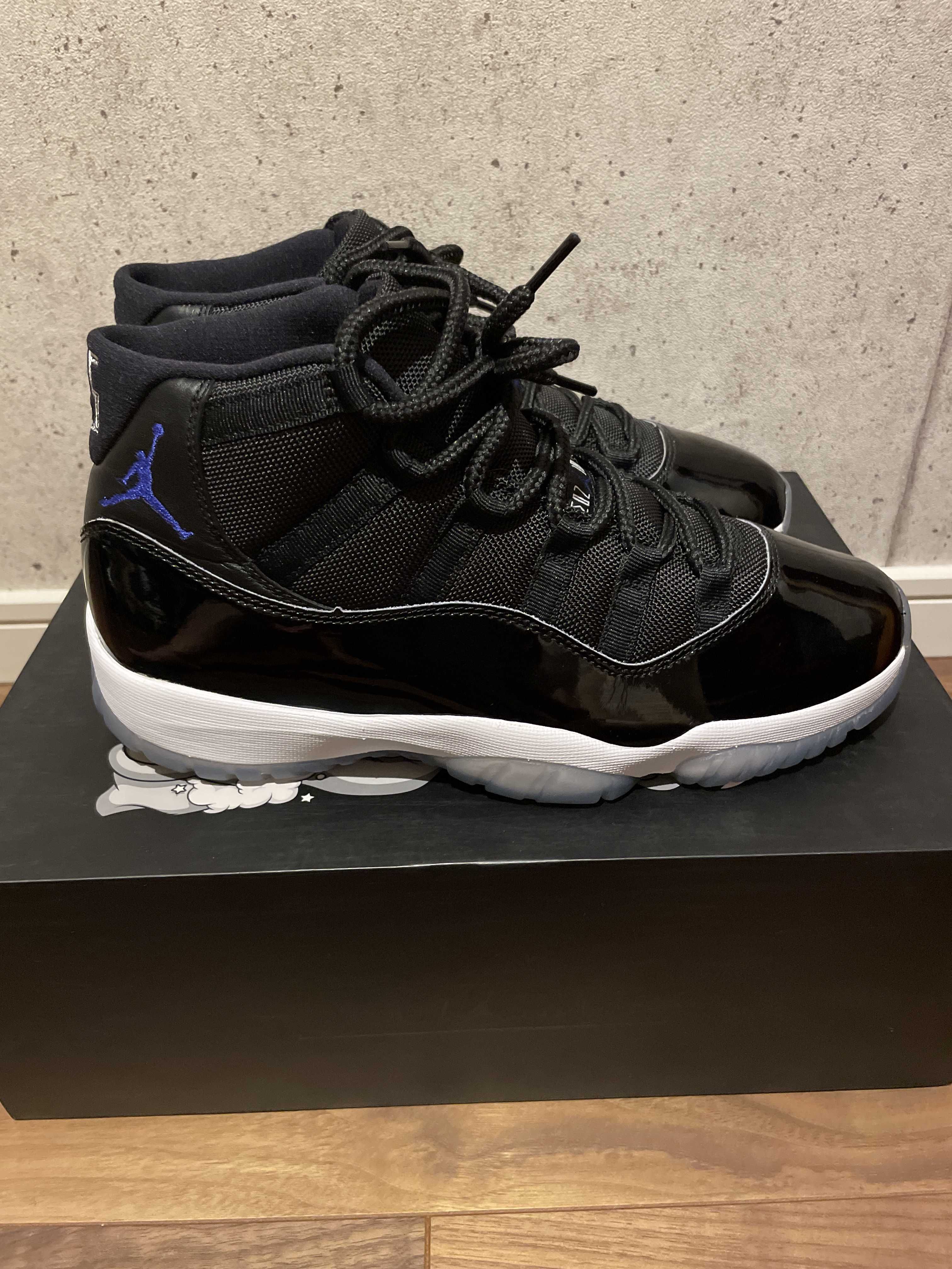 Nike Air Jordan 11 Retro "Space Jam" (2016)