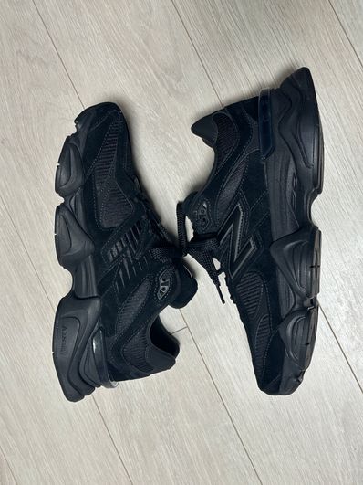 New Balance 9060 "Triple Black"