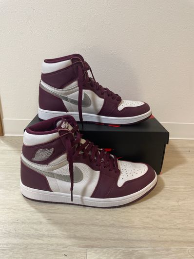 Nike Air Jordan 1 High OG "Bordeaux"