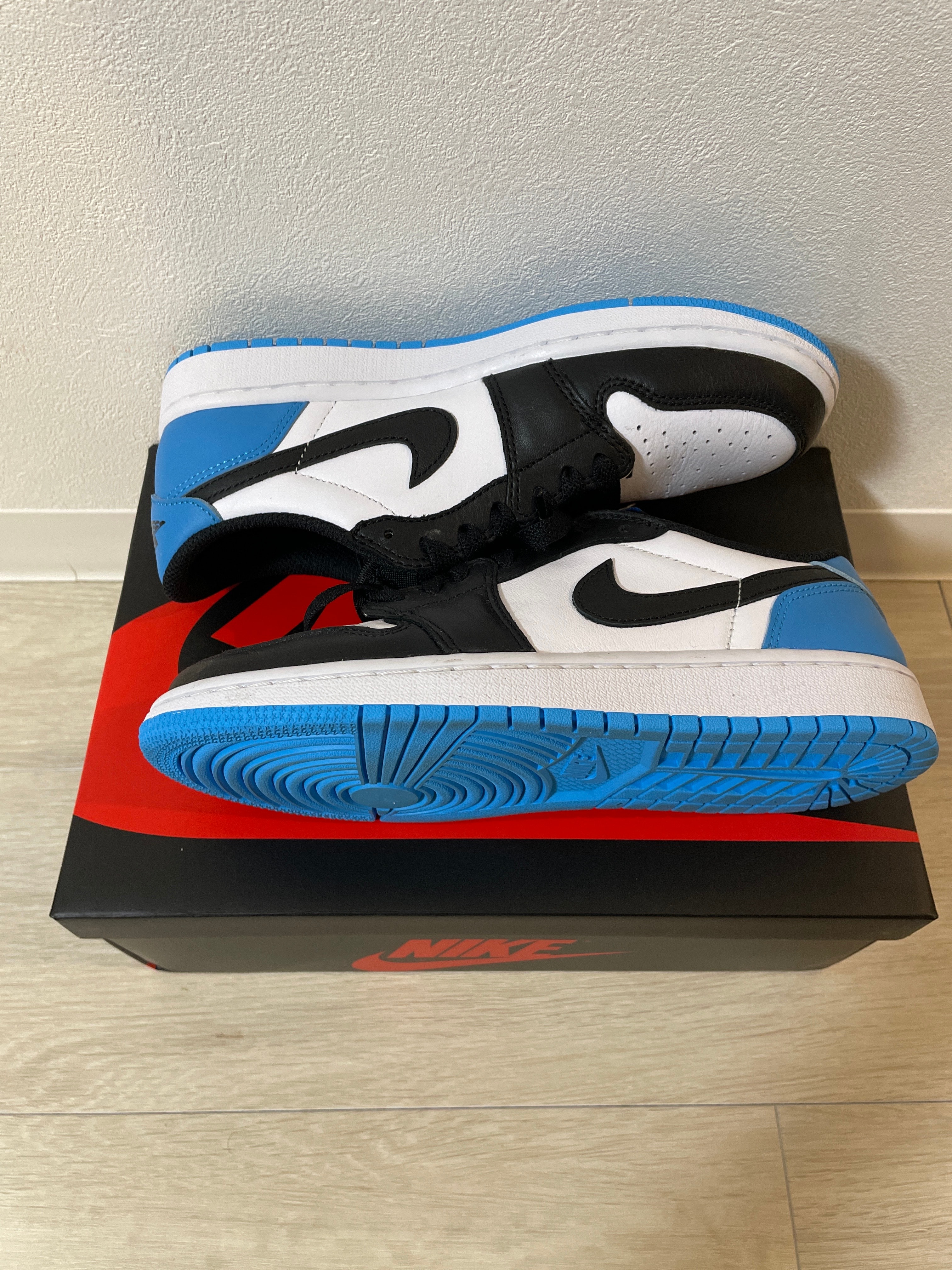 Nike Women's Air Jordan 1 Low OG "Black and Dark Powder Blue/UNC"