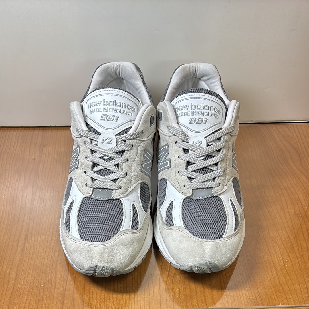 New Balance 991V2 "Light Gray"