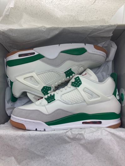 Nike SB × Air Jordan 4 Retro SP "Pine Green"