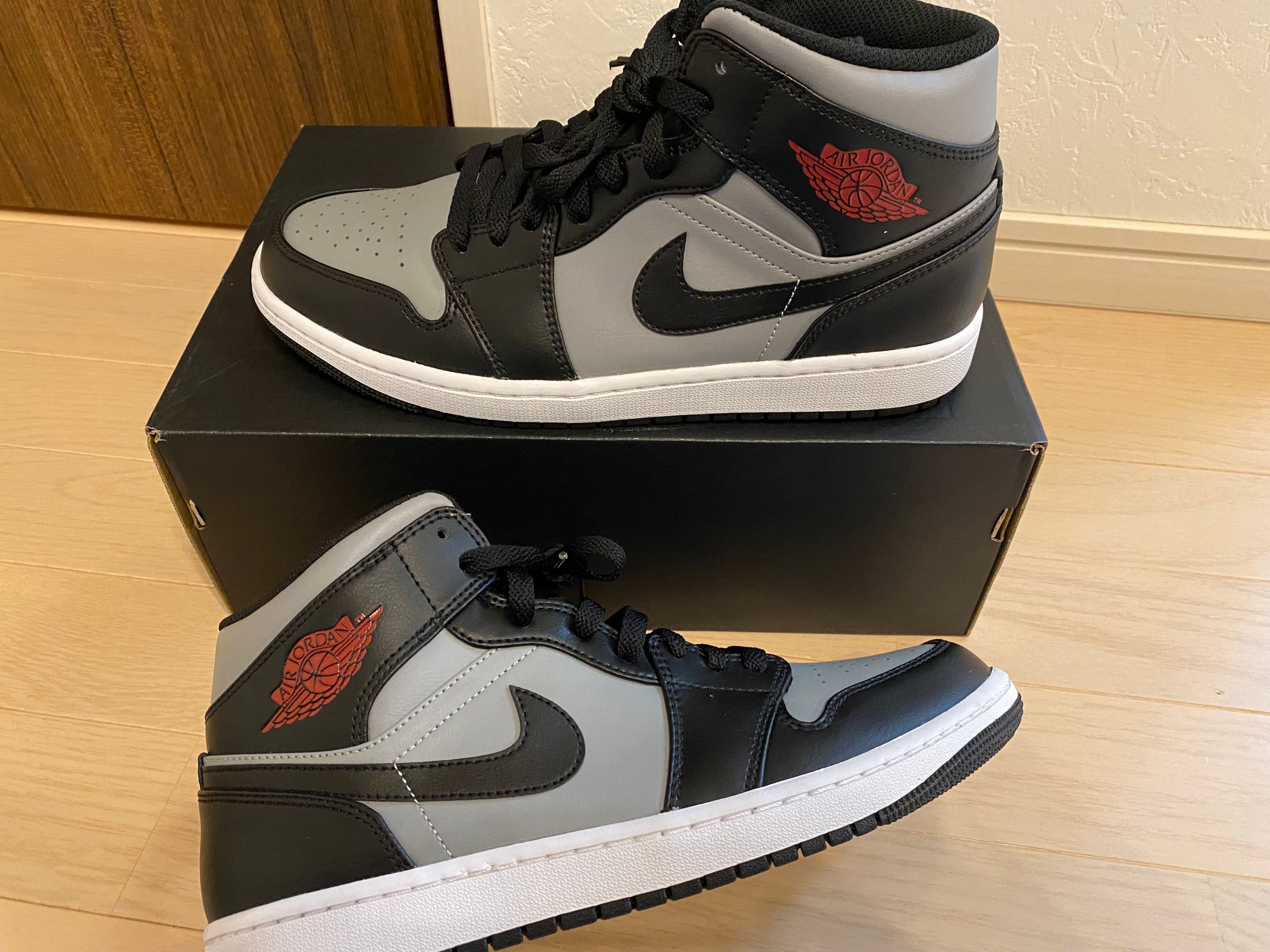 Nike Air Jordan 1 Mid "Shadow"