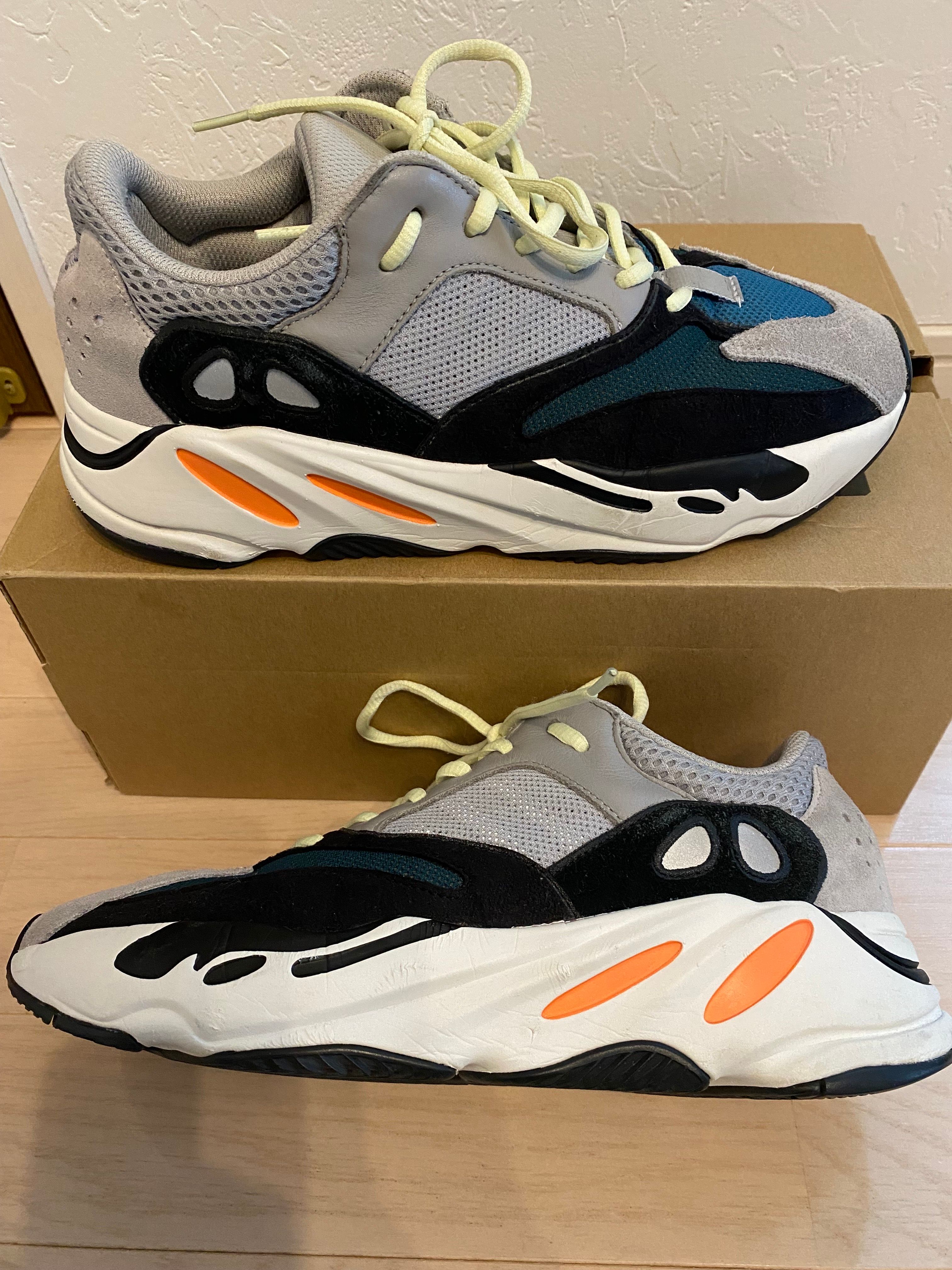 adidas YEEZY Boost 700 "Wave Runner"