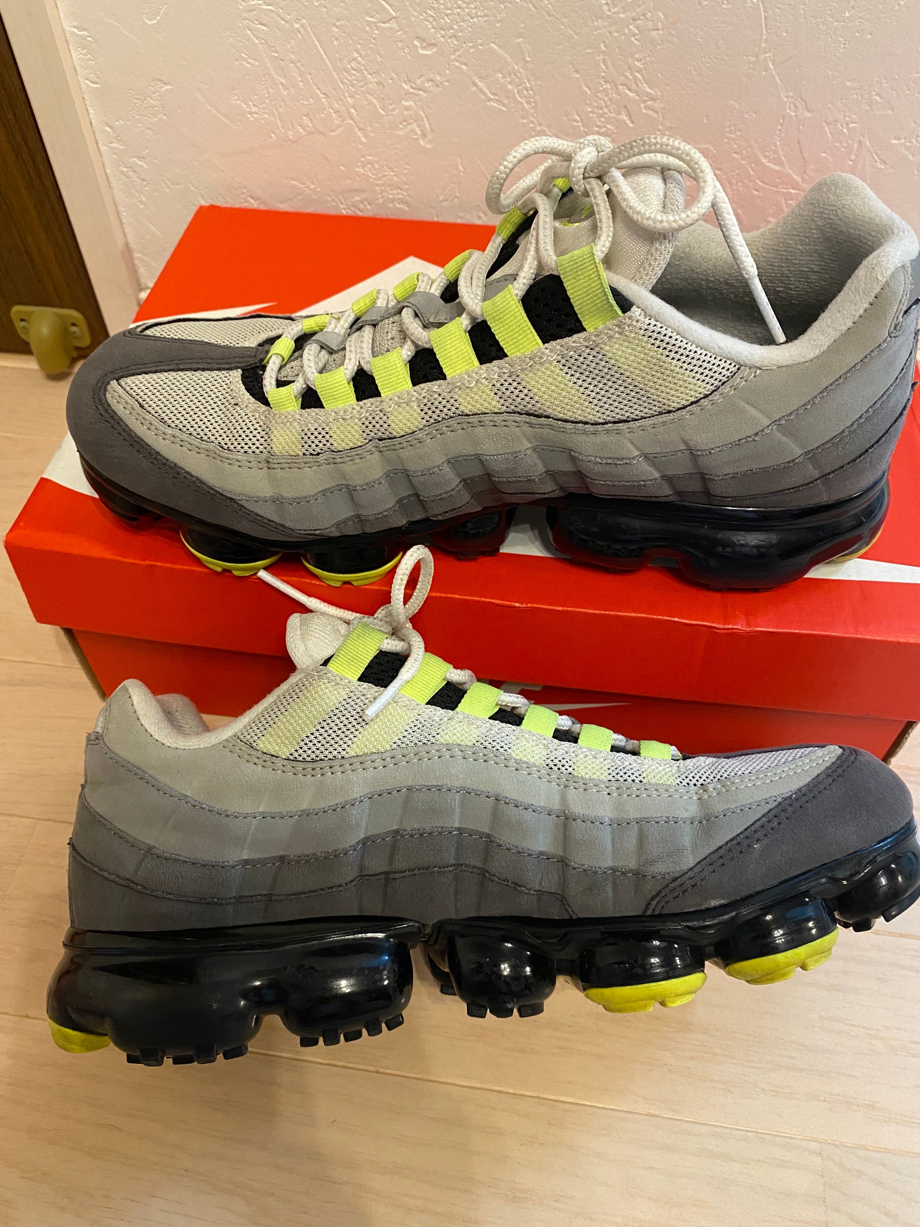 Nike Air Vapormax 95 "Neon"
