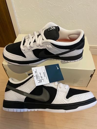 TIGHTBOOTH × Nike SB Dunk Low Pro QS "Black and White"