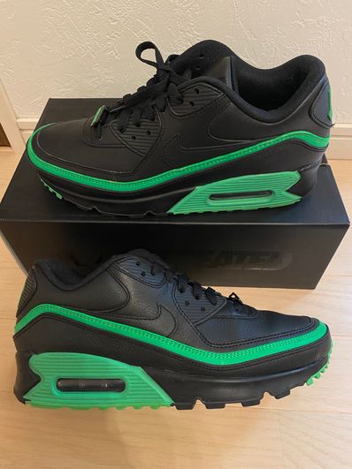 UNDEFEATED × Nike Air Max 90 "Black/Green"