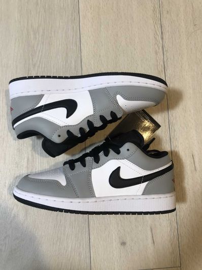 Nike GS Air Jordan 1 Low "Light Smoke Grey"
