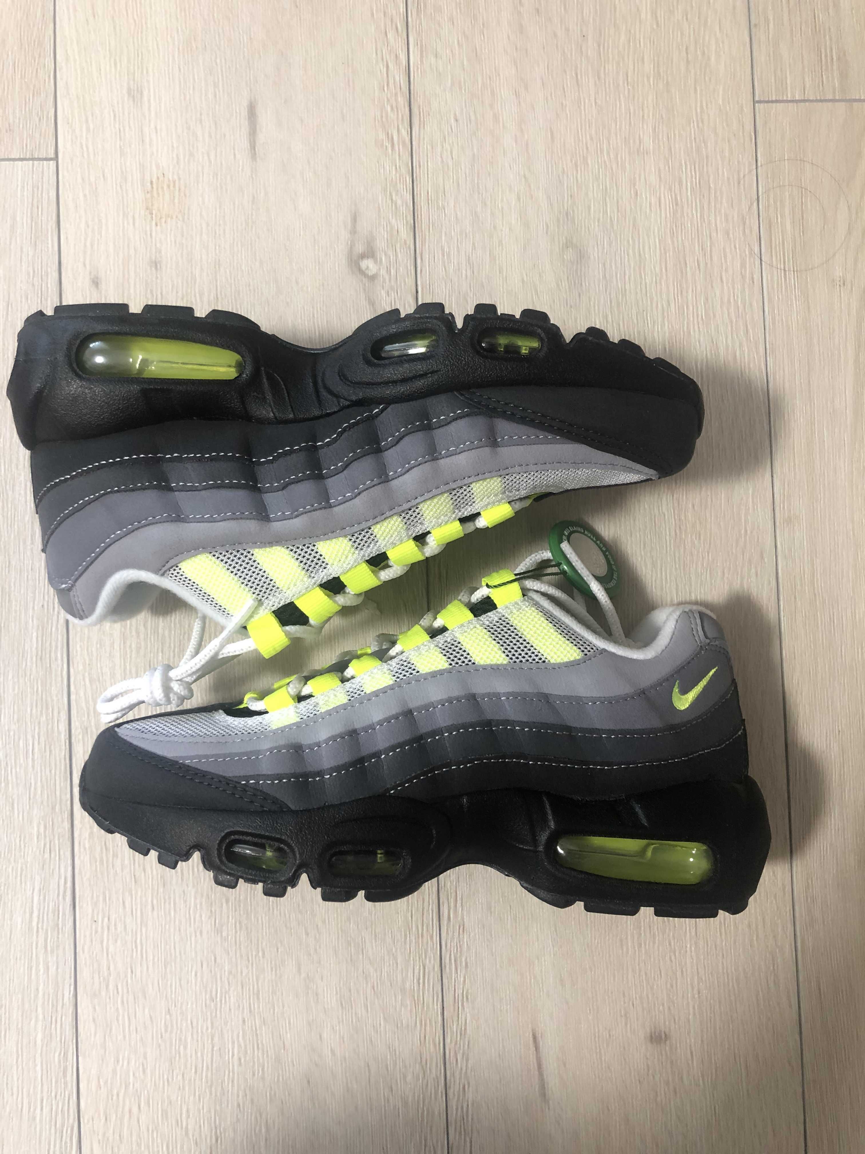 Nike GS Air Max 95 OG "Neon Yellow" (2020)