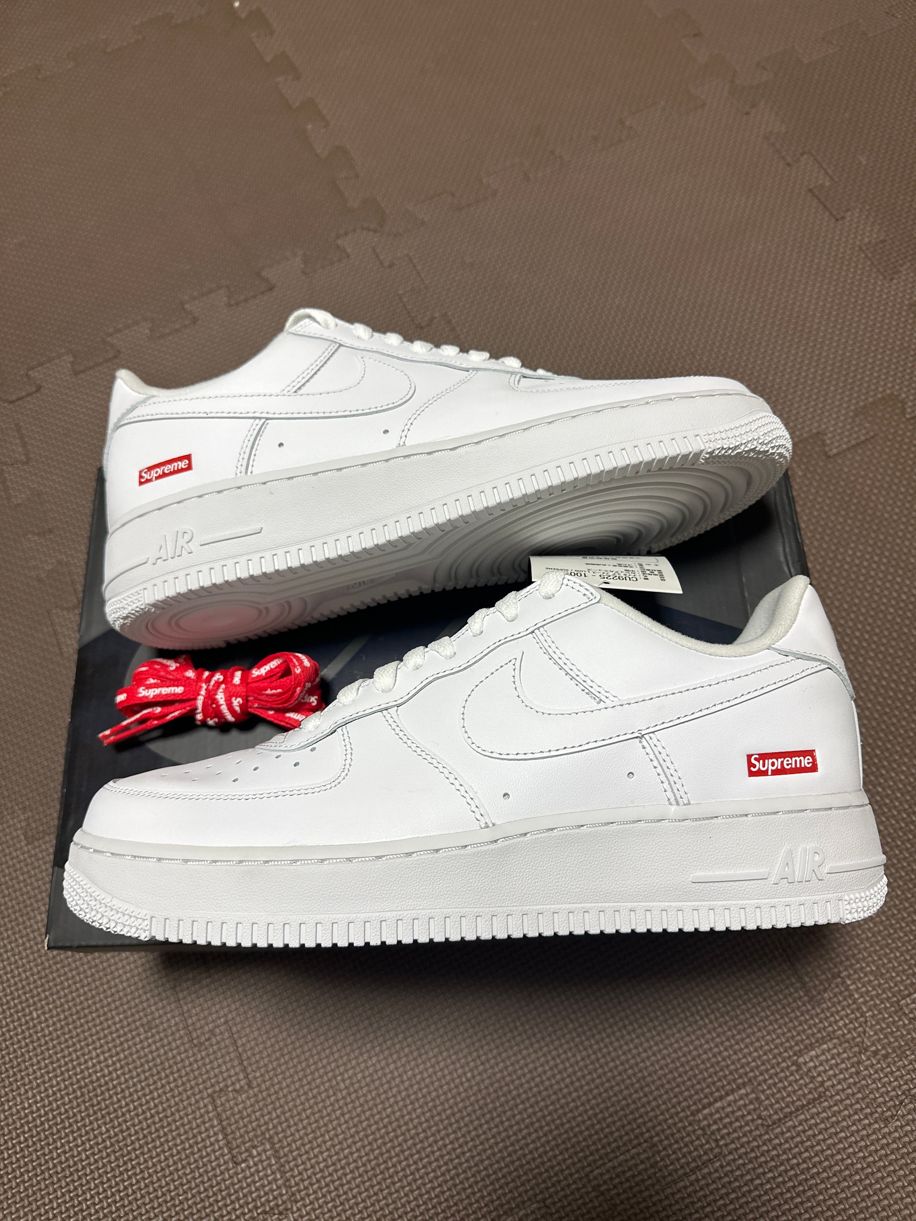 Supreme × Nike Air Force 1 Low "White"