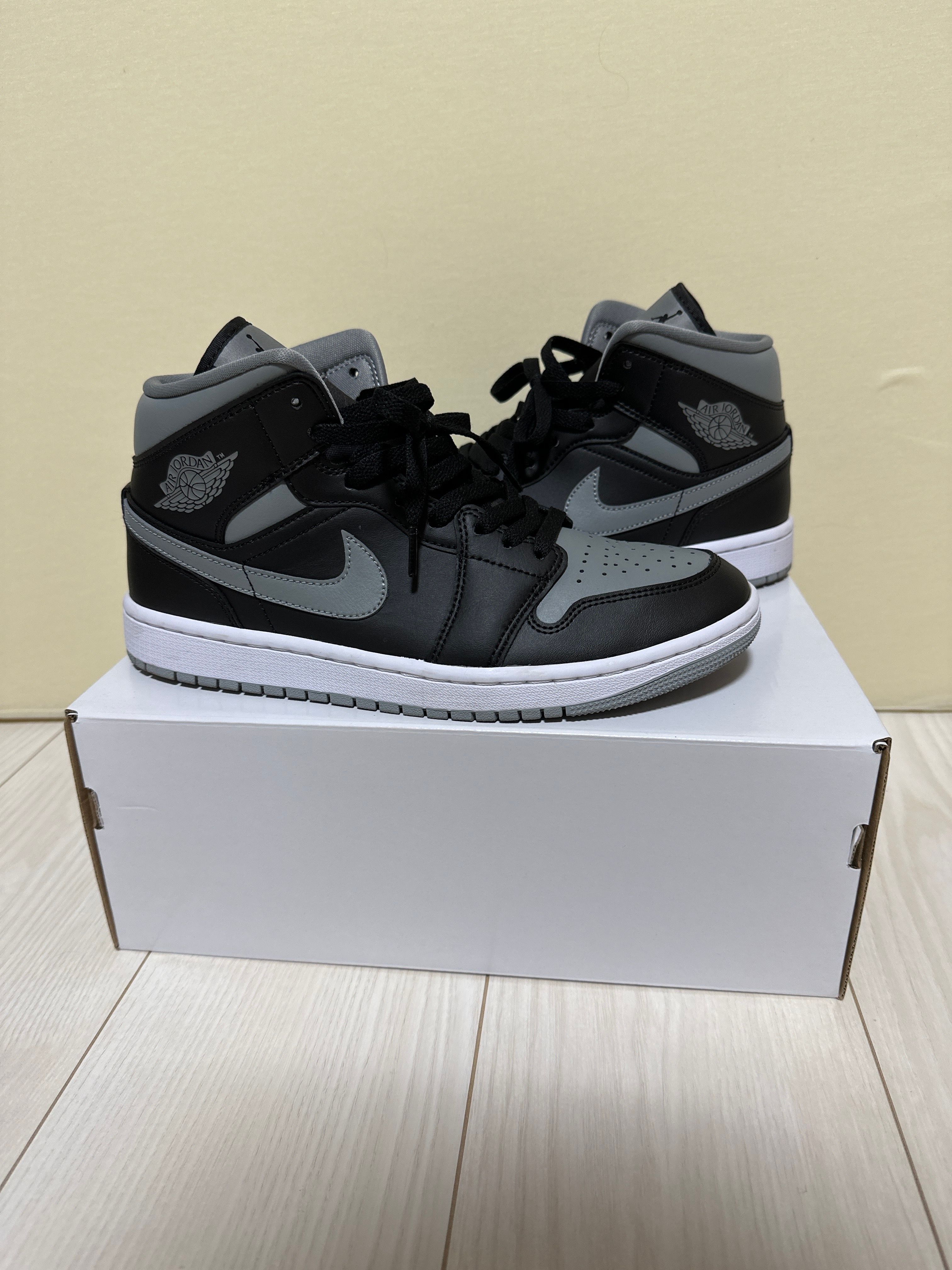 Nike Women's Air Jordan 1 Mid "Shadow"