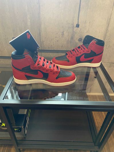 Nike Air Jordan 1 High ’85 "Varsity Red"