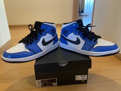 Nike Air Jordan 1 Mid SE "Signal Blue"