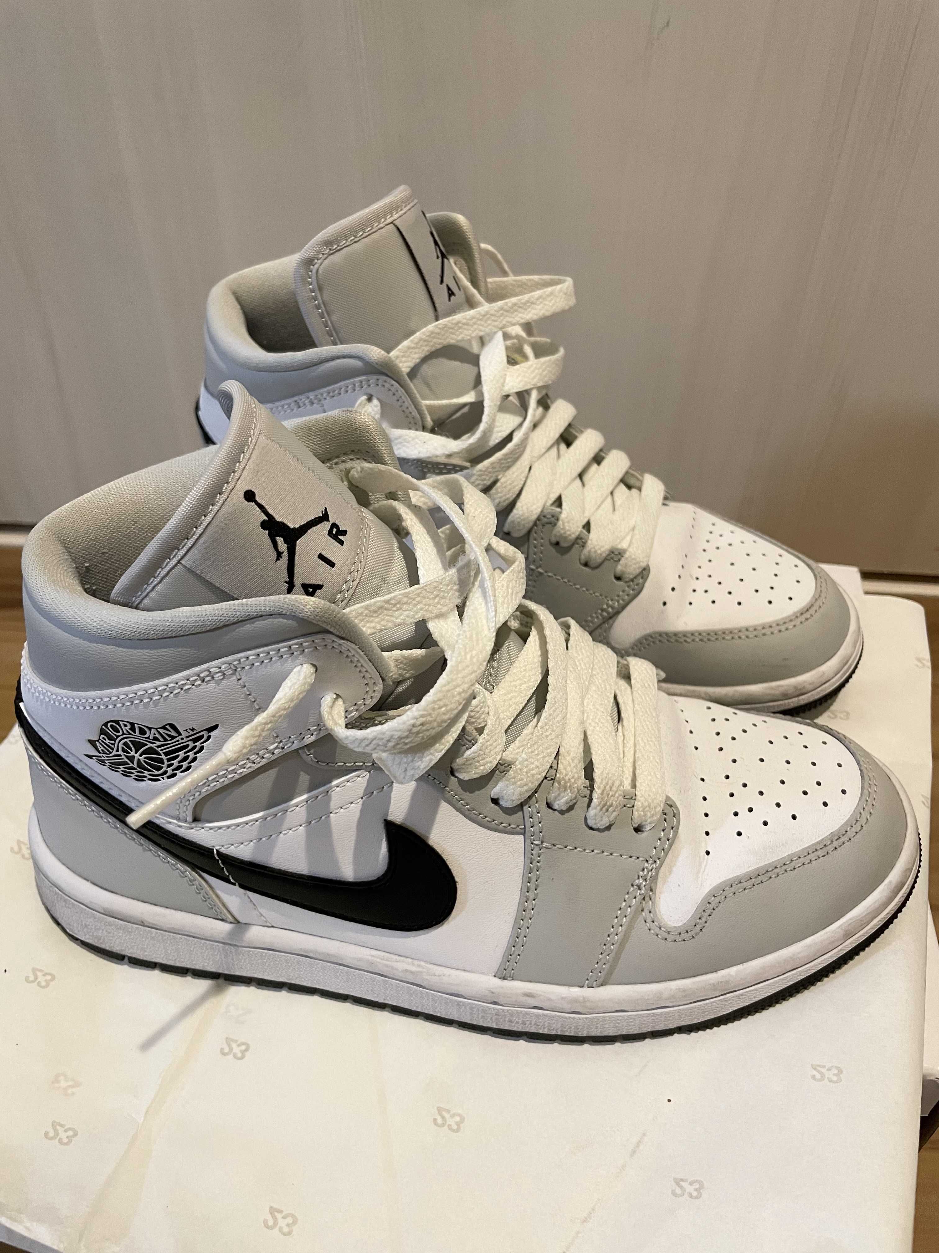 Nike Women's Air Jordan 1 Mid "Grey Fog/White/Black"