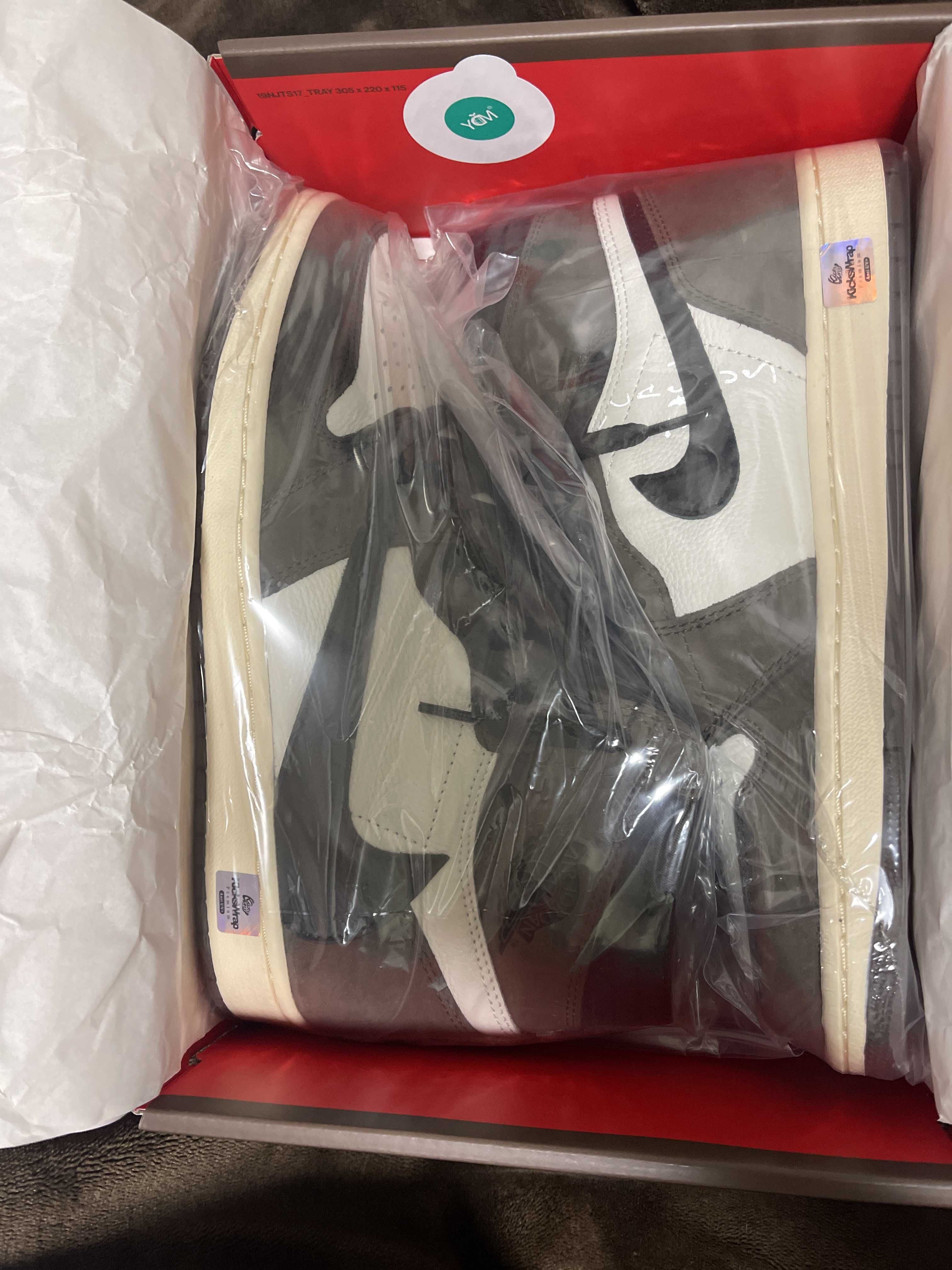 Travis Scott × Nike Air Jordan 1 Retro High OG TS SP "Sail/Dark Mocha"