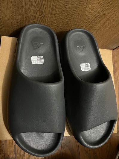 adidas YEEZY Slide "Onyx"