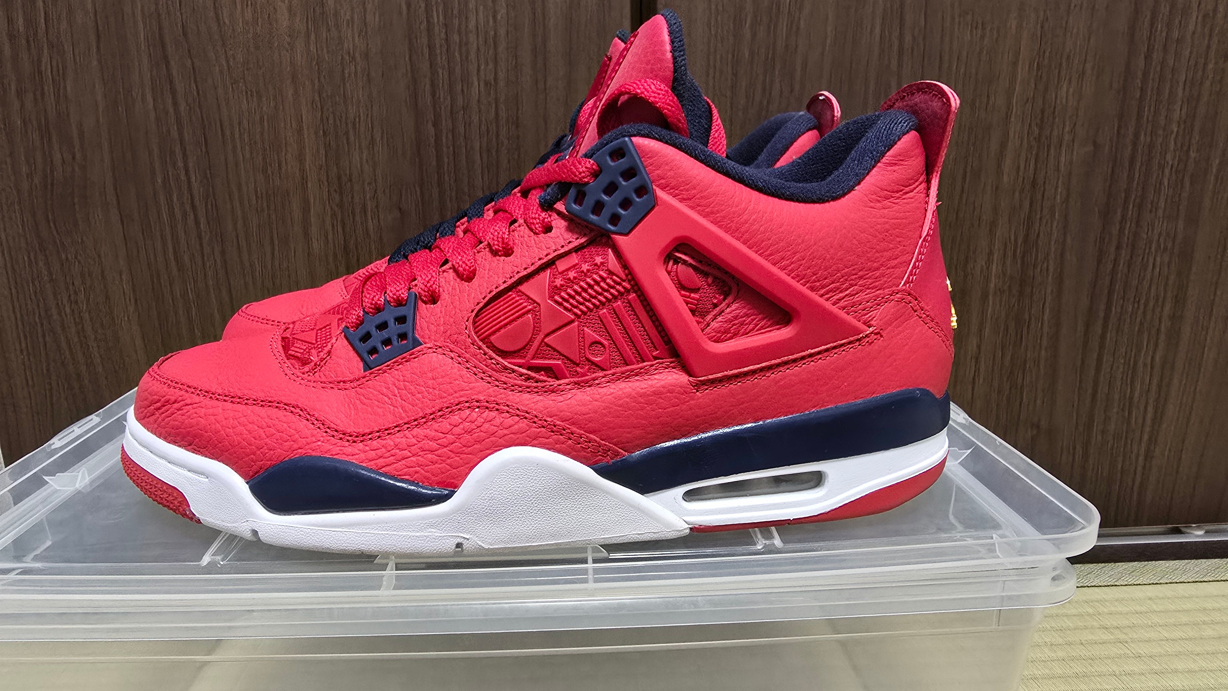 Nike Air Jordan 4 Retro SE "FIBA"