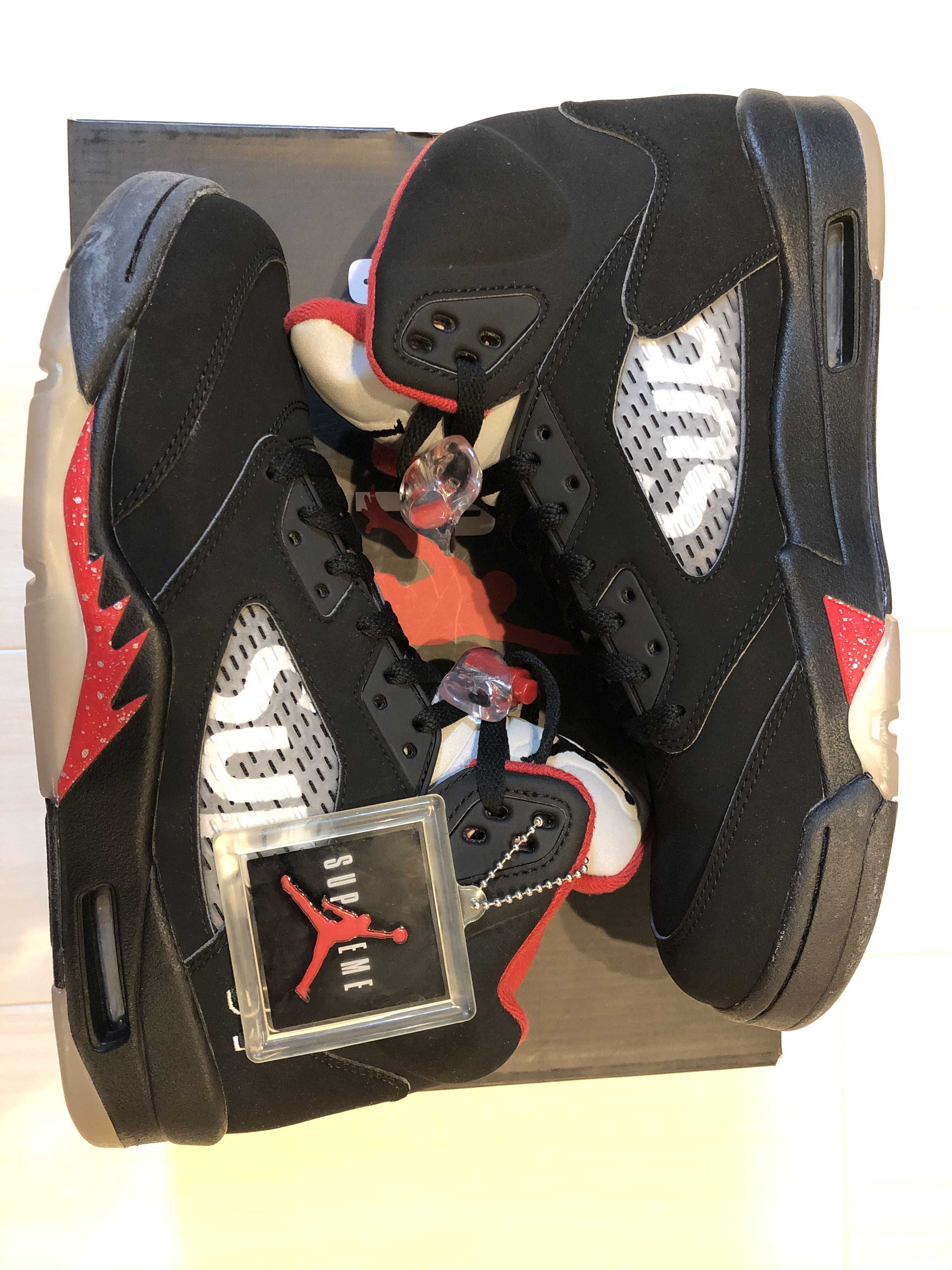 Supreme × Nike Air Jordan 5 Retro "Black"