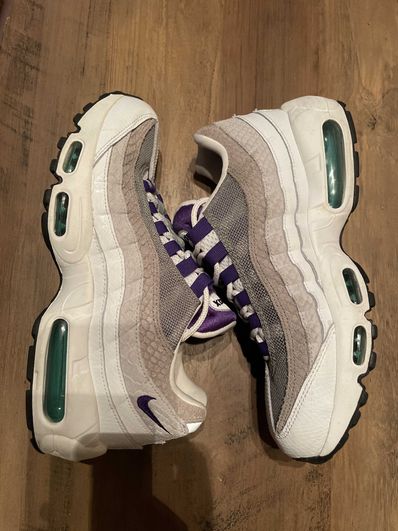 Nike Air Max 95 "Grape Snakeskin" (2019)