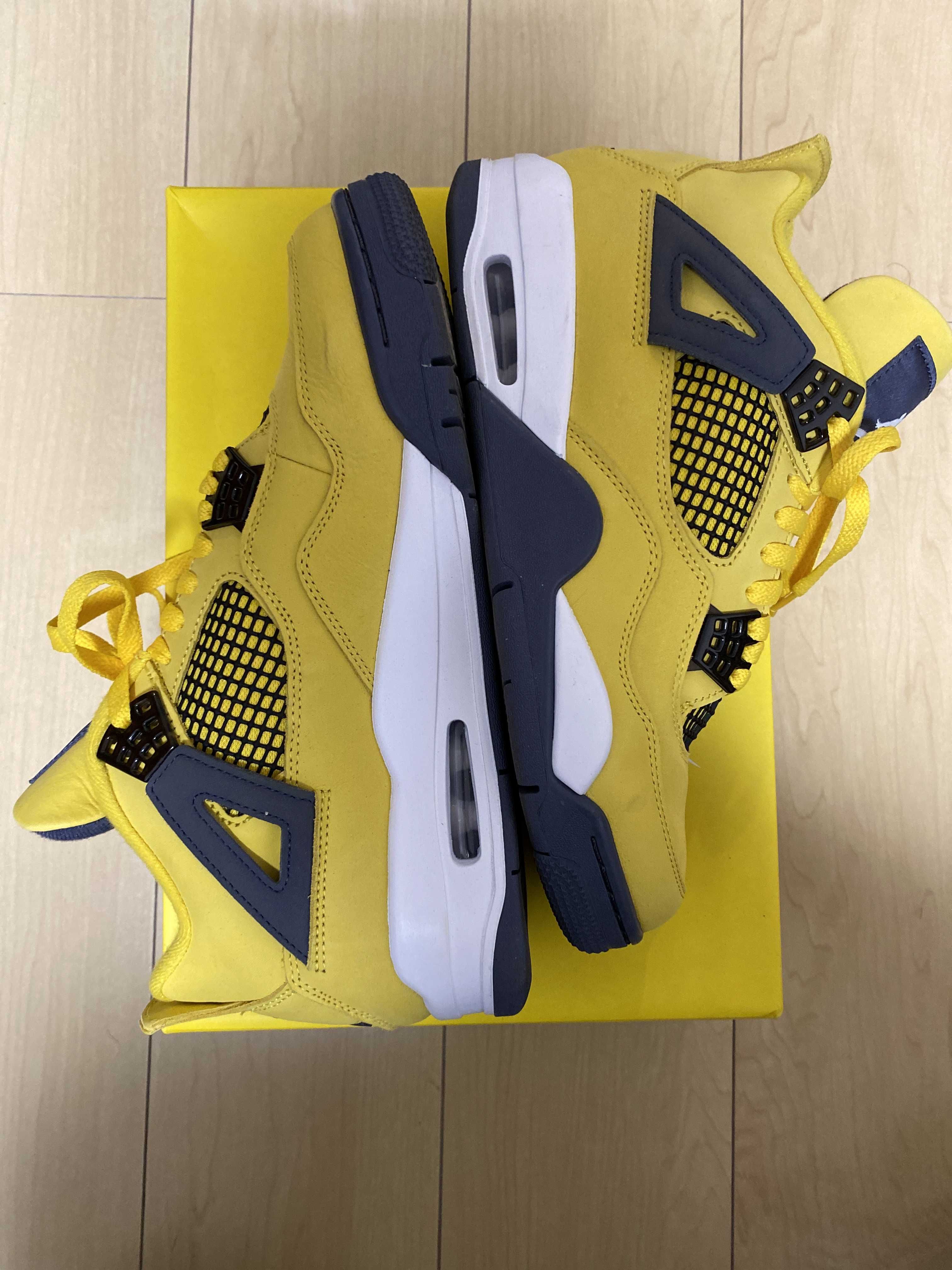Nike Air Jordan 4 "Tour Yellow"
