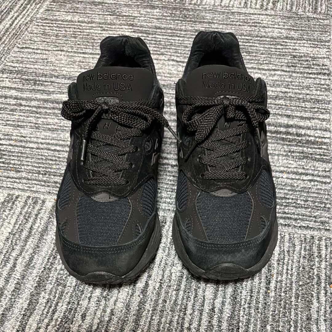 New Balance 993 "Triple Black"