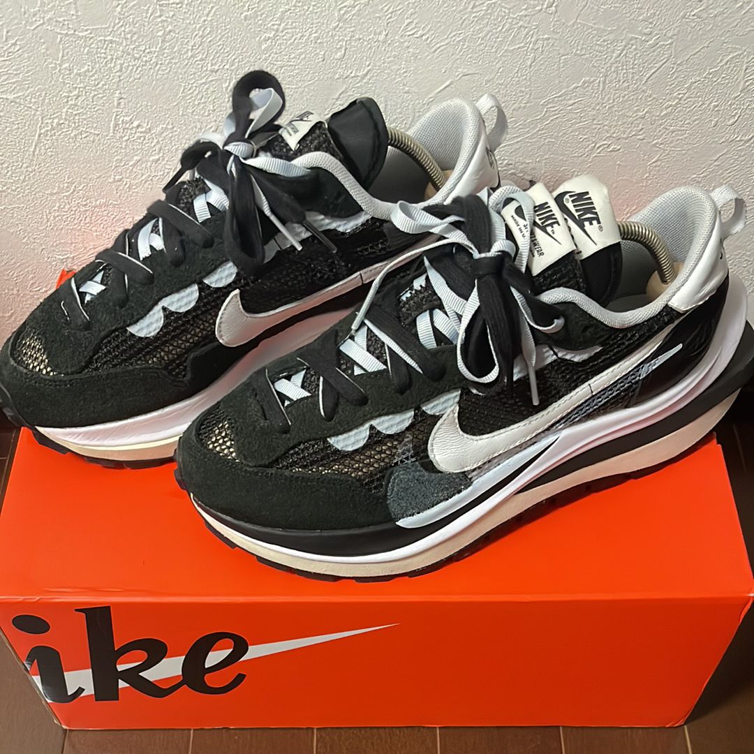 sacai × Nike Vapor Waffle "Black and White"