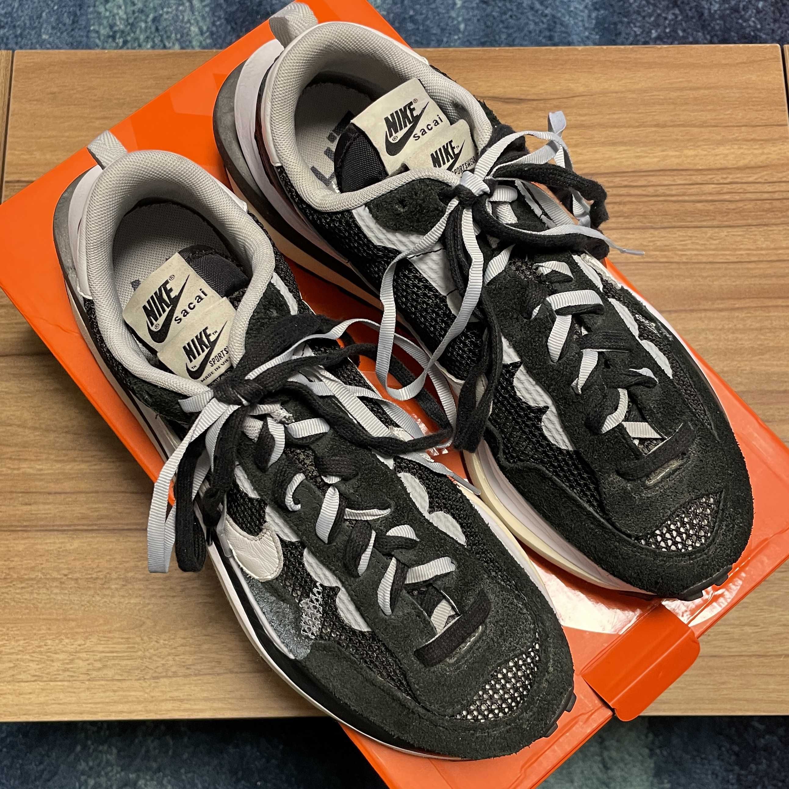 sacai × Nike Vapor Waffle "Black and White"