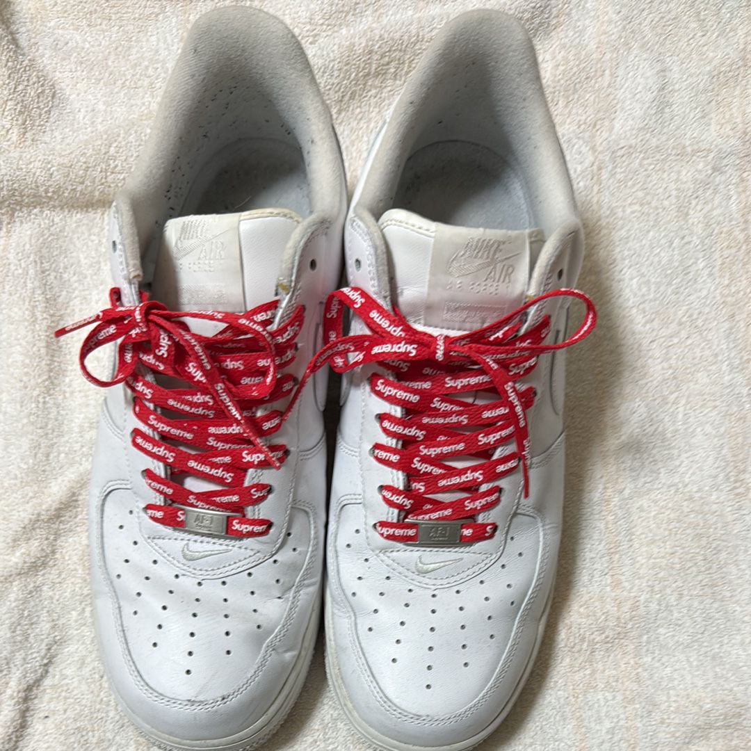 Supreme × Nike Air Force 1 Low "White"