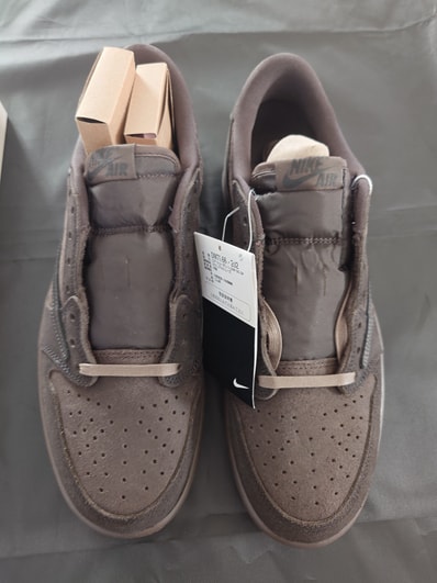 Travis Scott × Nike Air Jordan 1 Low OG SP "Velvet Brown and Dark Mocha"