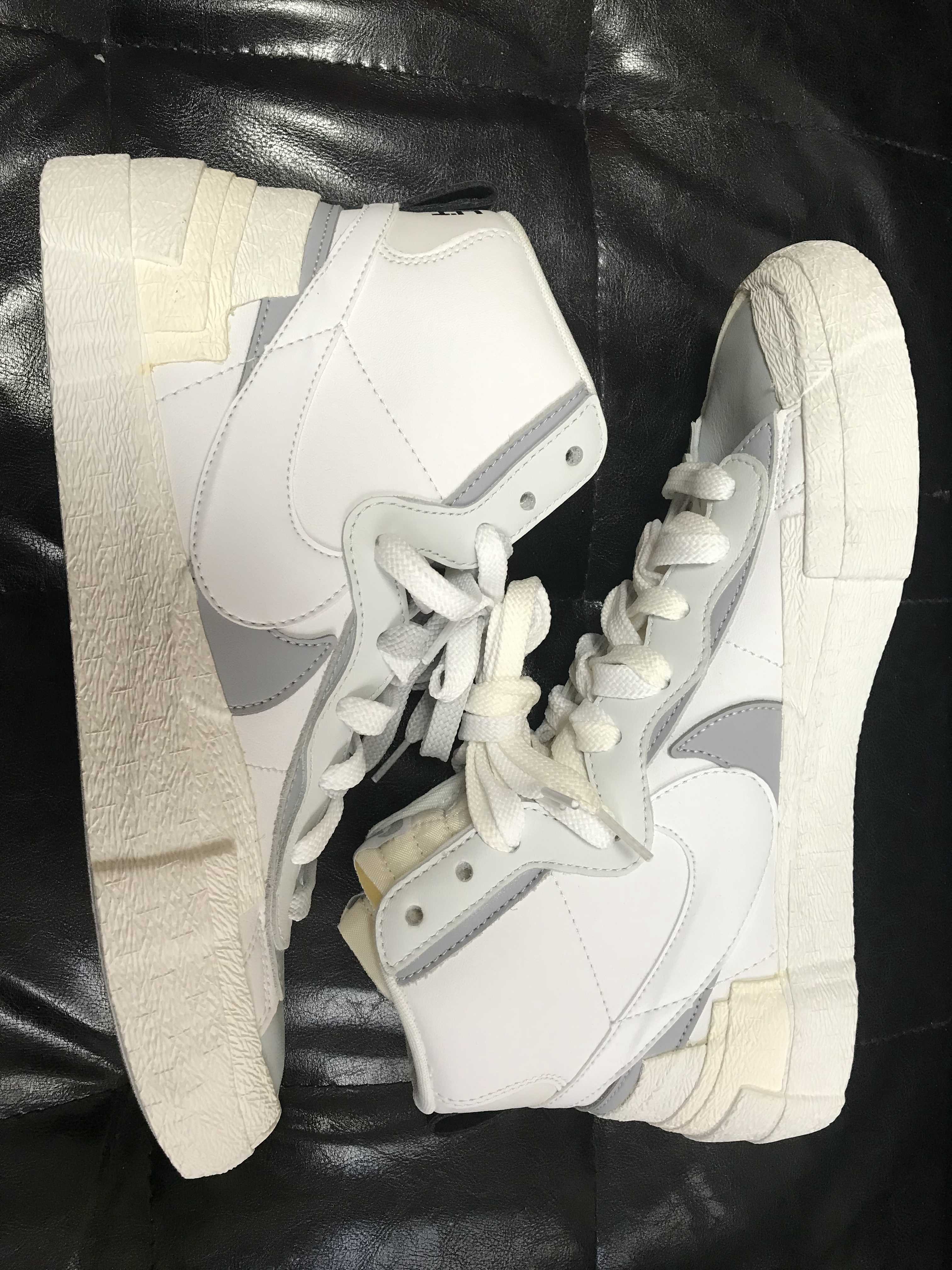 sacai × NIKE BLAZER MID "WHITE/WOLF GREY"