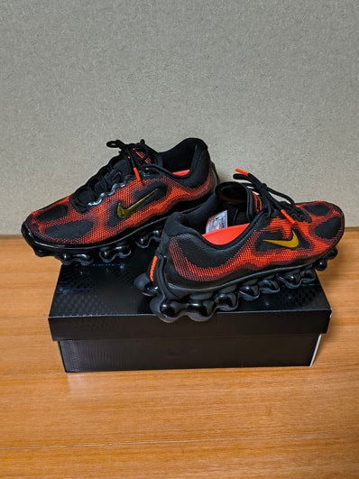 Nike Air Liquid Max "Black/Team Red"