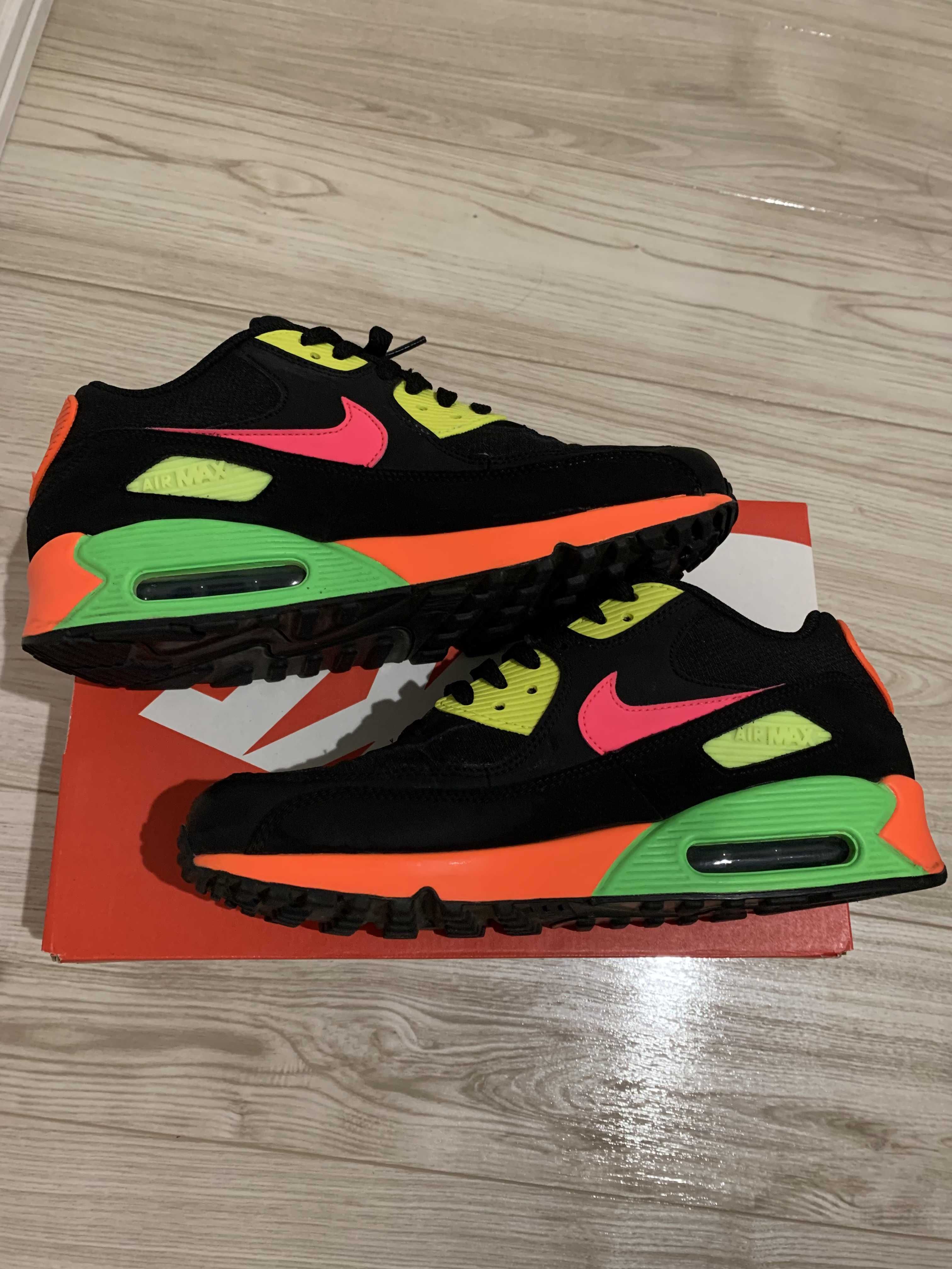NIKE AIR MAX 90 "TOKYO NEON"