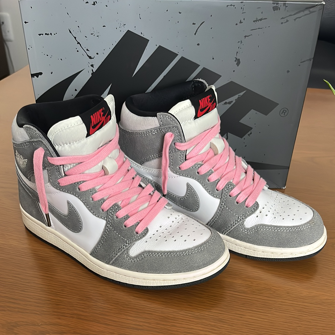 Nike Air Jordan 1 Retro High OG "Black and Smoke Grey"